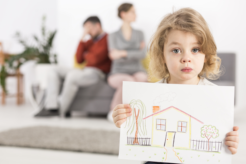 Does the parent with children usually get the house in a divorce